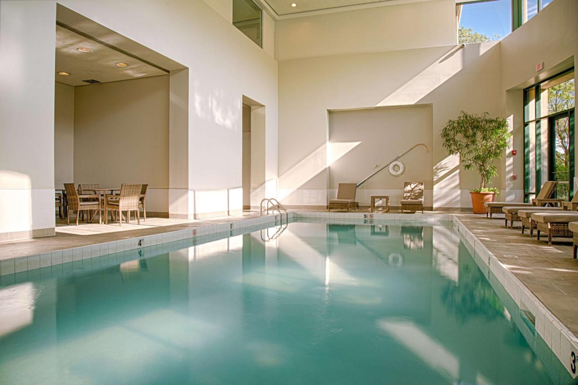 Embassy Suites By Hilton Chicago O'Hare Rosemont Buitenkant foto