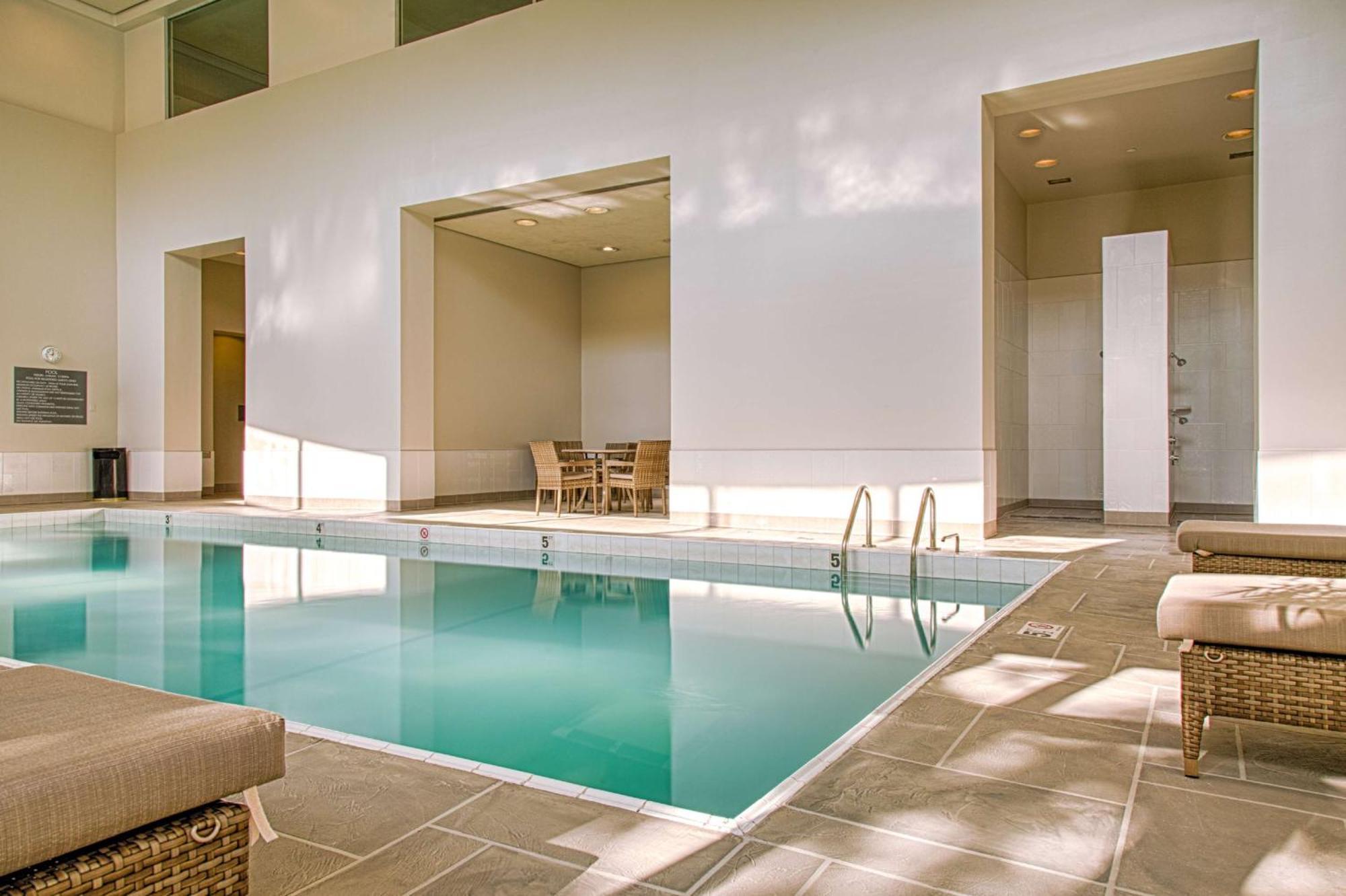 Embassy Suites By Hilton Chicago O'Hare Rosemont Buitenkant foto
